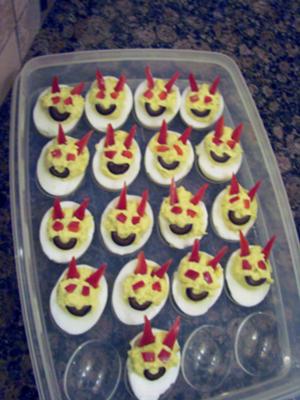 'Deviled' Eggs for Halloween